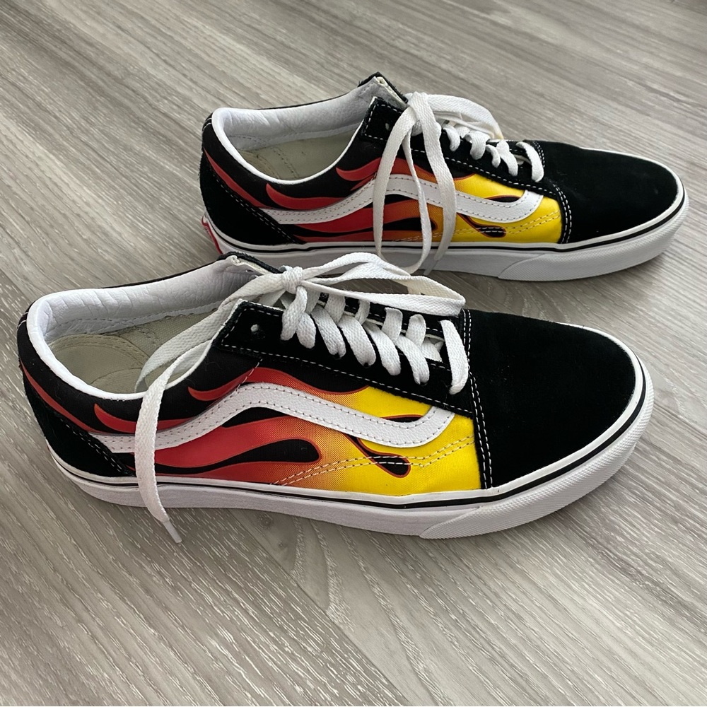 Old Skool Black Vans with Flames Women’s Size 9